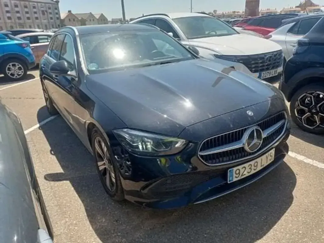 Usado Mercedes C200 204 CV (150 kW) 2022 Negro Familiar