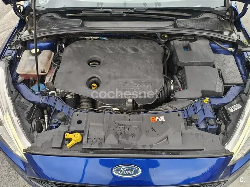 Usado Ford Focus Titanium 115 CV (84 kW) 2014 Azul Berlina