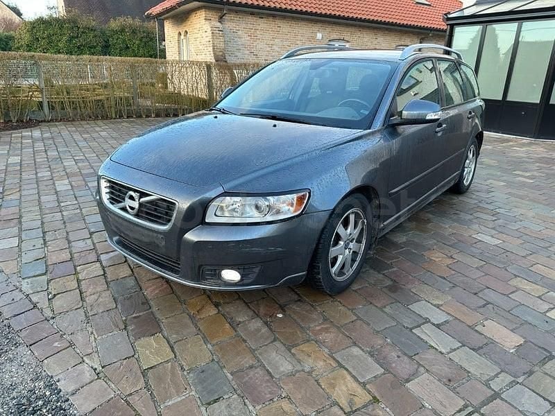 Usado Volvo V50 Business Edition 115 CV (84 kW) 2011 Gris / plata Familiar