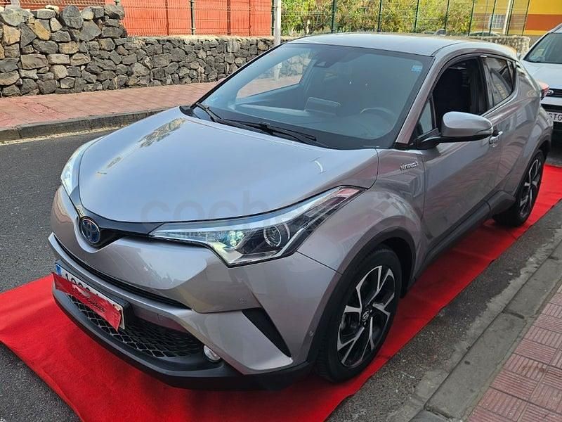 Usado Toyota C-HR Advance 122 CV (89 kW) 2020 Gris / plata SUV