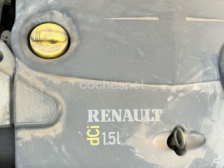 Usado Renault Clio II Authentique 65 CV (47 kW) 2004 Blanco Berlina