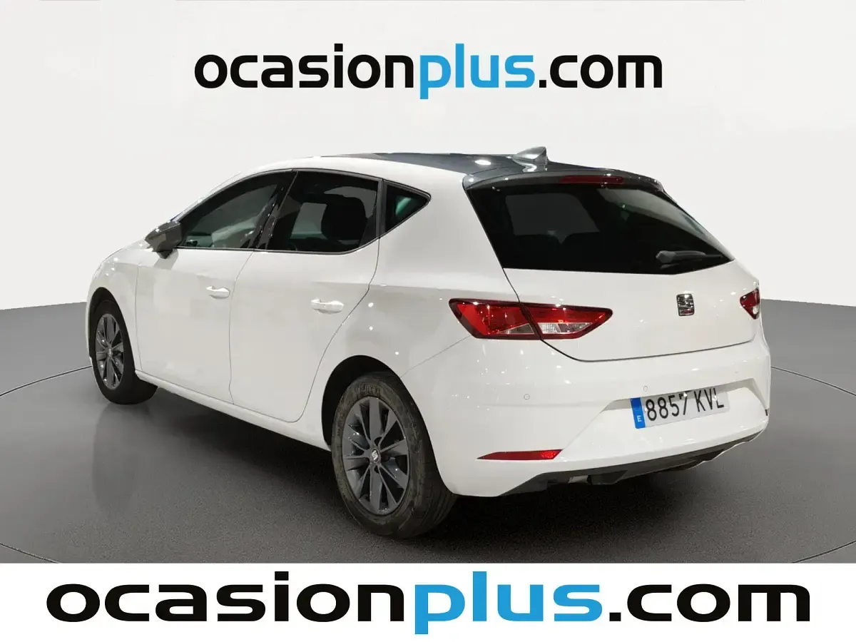 Usado Seat Leon Style 116 CV (85 kW) 2019 Blanco Utilitario