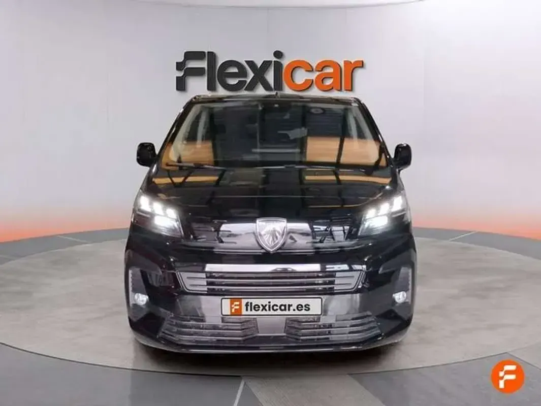 Usado Peugeot Traveller Business-Line 179 CV (131 kW) 2024 Negro Monovolumen