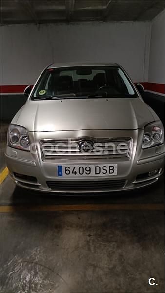 Gris / plata Usado 2005 Toyota Avensis Executive Berlina | 4200 € (Precio justo) - Imagen 1/4
