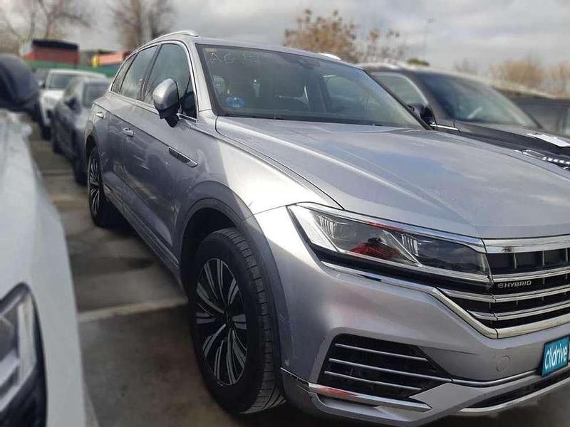 Usado VW Touareg 340 CV (250 kW) 2020 Gris SUV