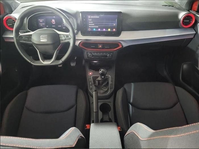 Usado Seat Ibiza FR 115 CV (84 kW) 2025 Rojo