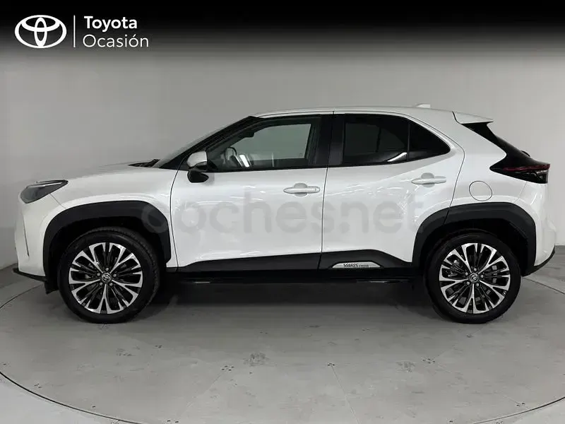 Usado Toyota Yaris Cross Style 116 CV (85 kW) 2023 Blanco SUV