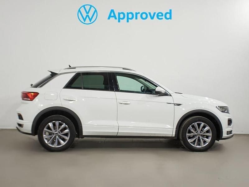 Usado VW T-Roc Advance 150 CV (110 kW) 2022 Blanco puro SUV