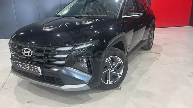 Usado Hyundai Tucson 160 CV (117 kW) 2025 Negro SUV