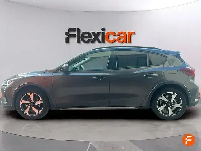 Usado Ford Focus Active 155 CV (114 kW) 2024 Gris Berlina