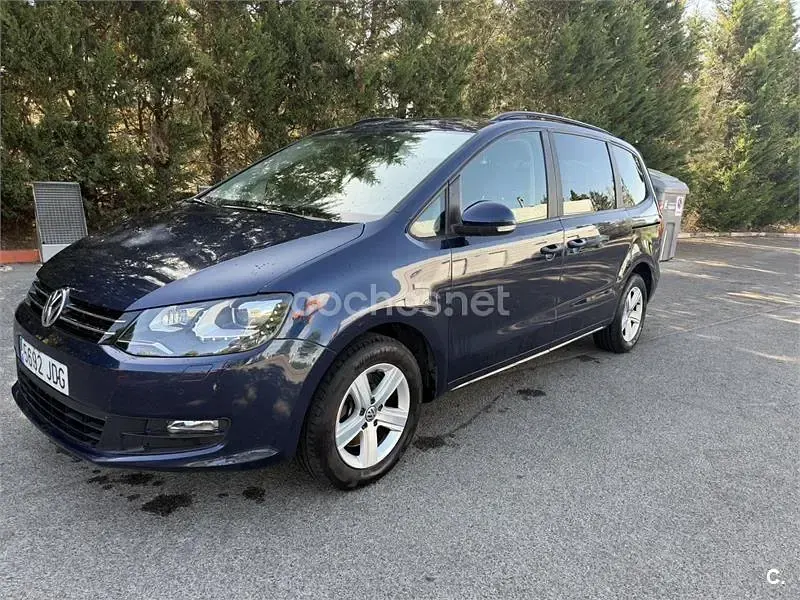 Usado VW Sharan Advance 140 CV (102 kW) 2015 Azul Monovolumen