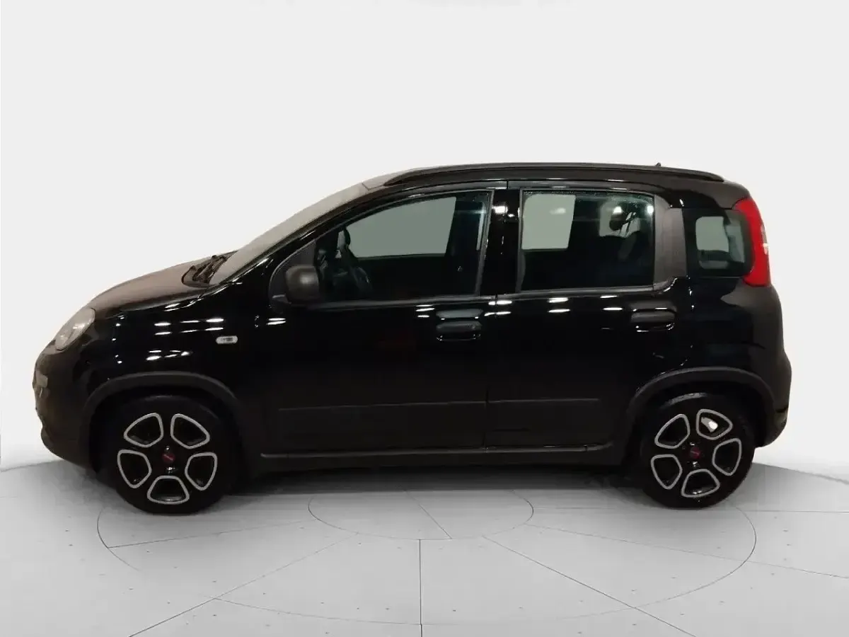Usado Fiat Panda City Life 71 HP (52 kW) 2022 Preto Citadino
