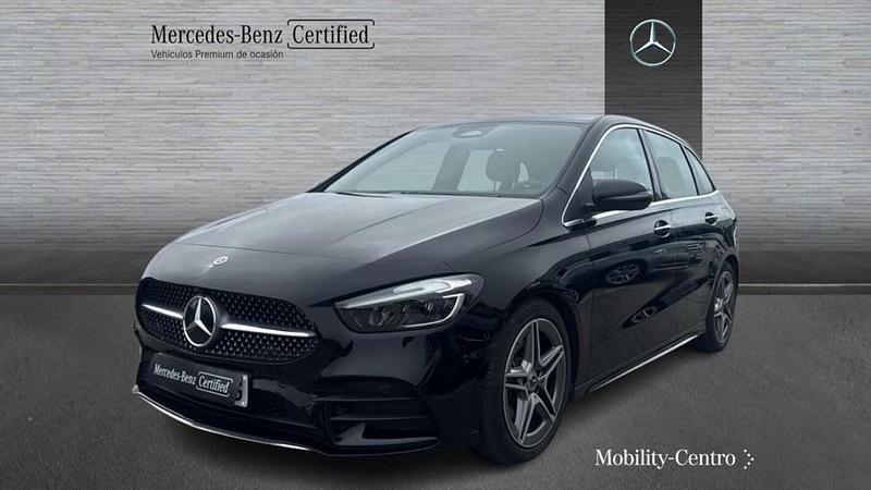 Usado Mercedes B200 150 CV (110 kW) 2025 Negro noche Monovolumen
