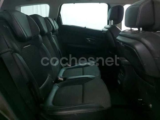 Usado Renault Grand Scénic IV Zen 131 CV (96 kW) 2017 Marrón Monovolumen