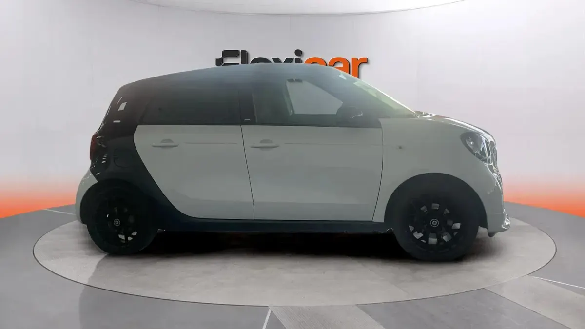 Usado Smart ForFour 90 CV (66 kW) 2019 Blanco Utilitario