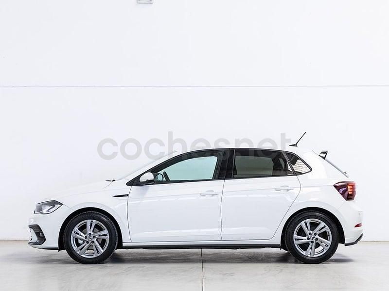 Usado VW Polo R-line 95 CV (69 kW) 2023 Blanco Utilitario