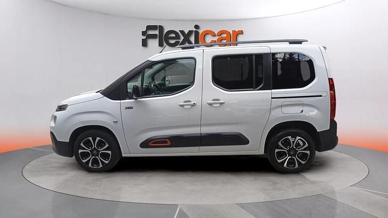 Usado Citroën Berlingo Feel 102 CV (75 kW) 2021 Blanco Monovolumen