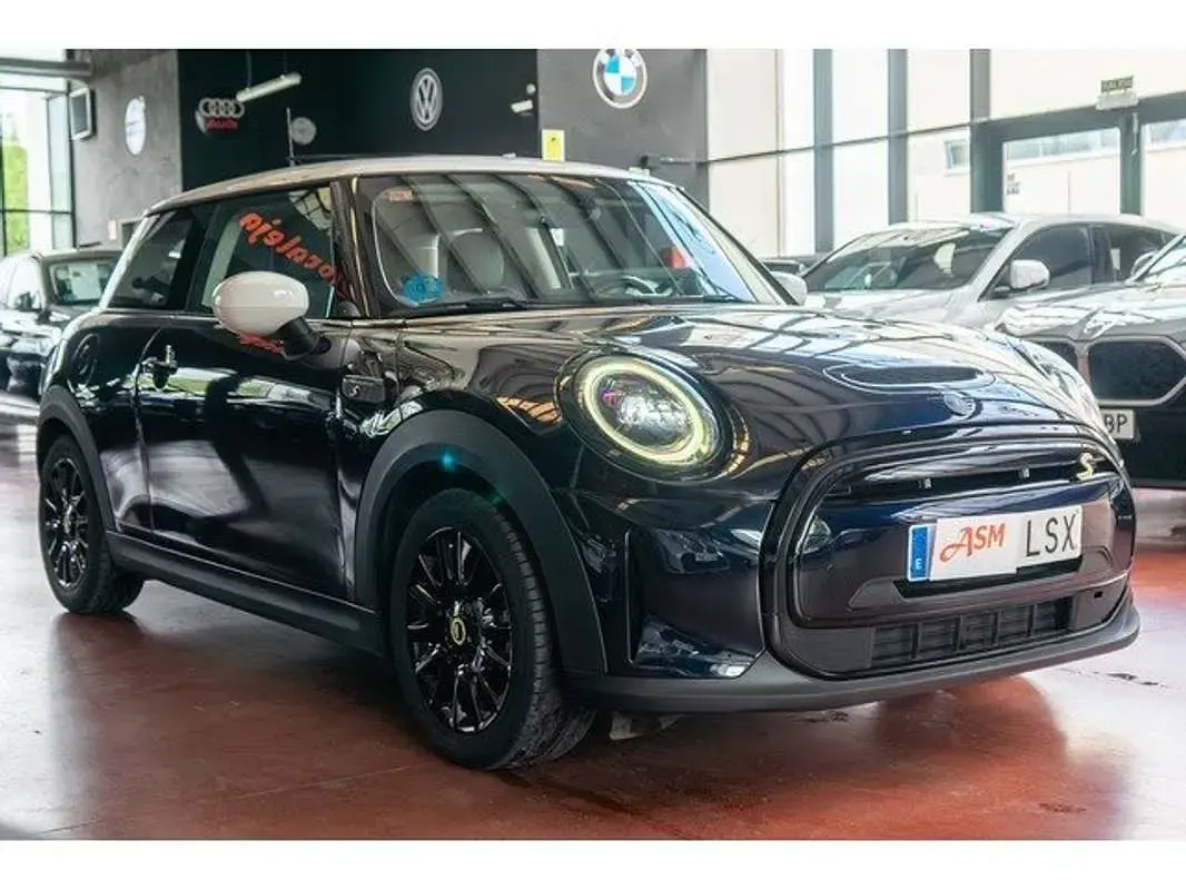 Usado Mini Cooper SE 135 kW (184 CV) 2021 Negro Utilitario