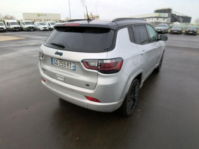 Usado Jeep Compass 240 CV (176 kW) 2022 Gris SUV