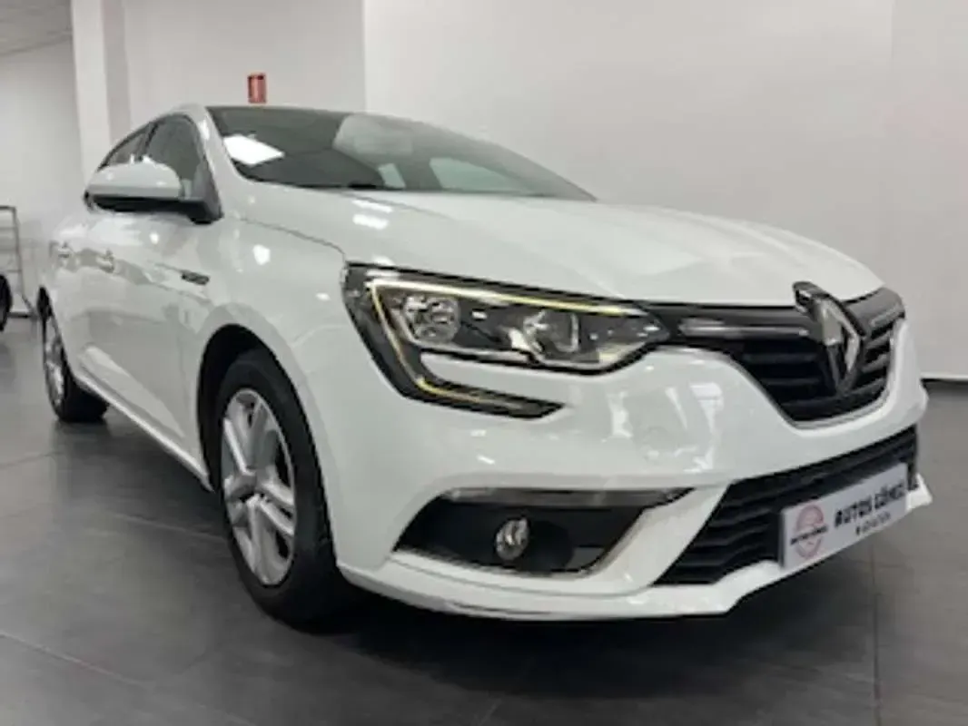 Usado Renault Mégane IV Business 116 CV (85 kW) 2020 Blanco Utilitario