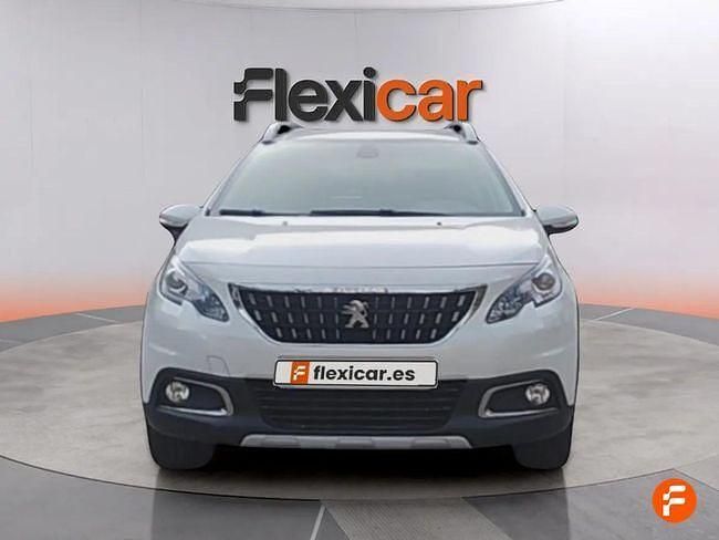 Usado Peugeot 2008 Allure 130 CV (95 kW) 2019 Blanco SUV