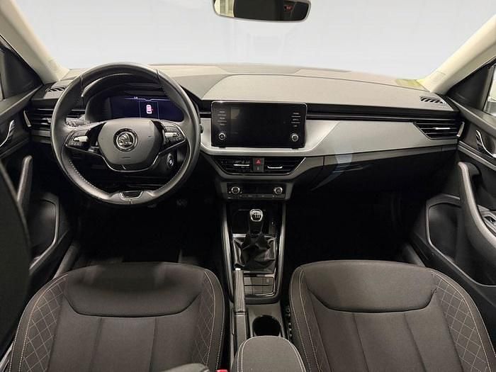 Usado Skoda Kamiq Ambition 115 CV (84 kW) 2020 Blanco SUV