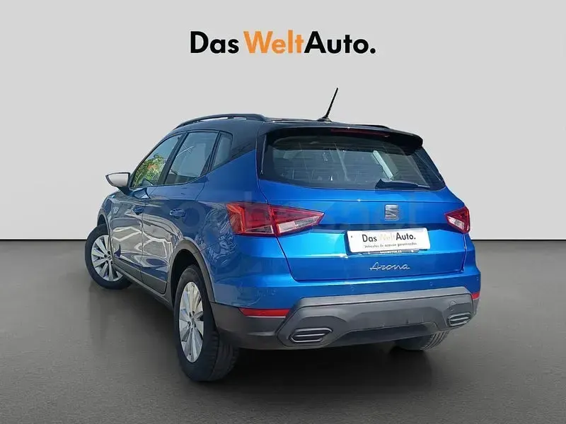 Usado Seat Arona Style 110 CV (80 kW) 2023 Azul SUV