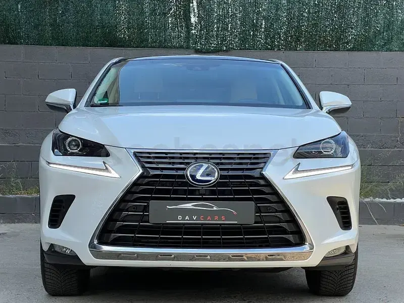 Usado Lexus NX300h Luxury Line 197 CV (144 kW) 2018 Blanco SUV