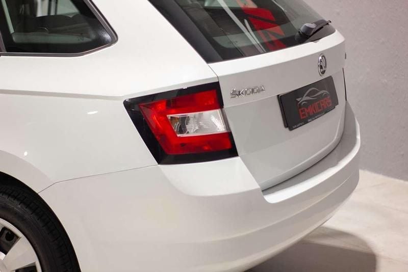 Usado Skoda Fabia 90 HP (66 kW) 2016 Branco Citadino