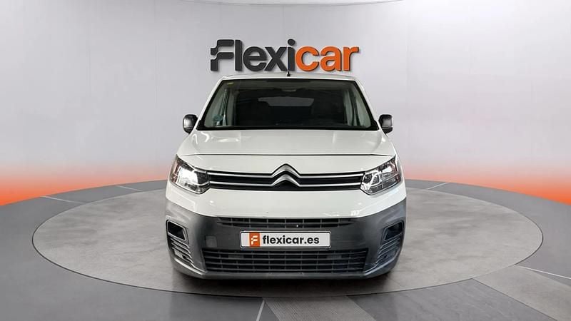 Usado Citroën Berlingo Feel 102 CV (75 kW) 2021 Blanco Monovolumen