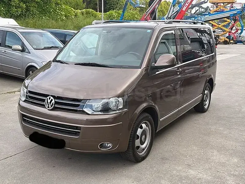 Usado VW Multivan Comfortline 180 CV (132 kW) 2011 Marrón Monovolumen
