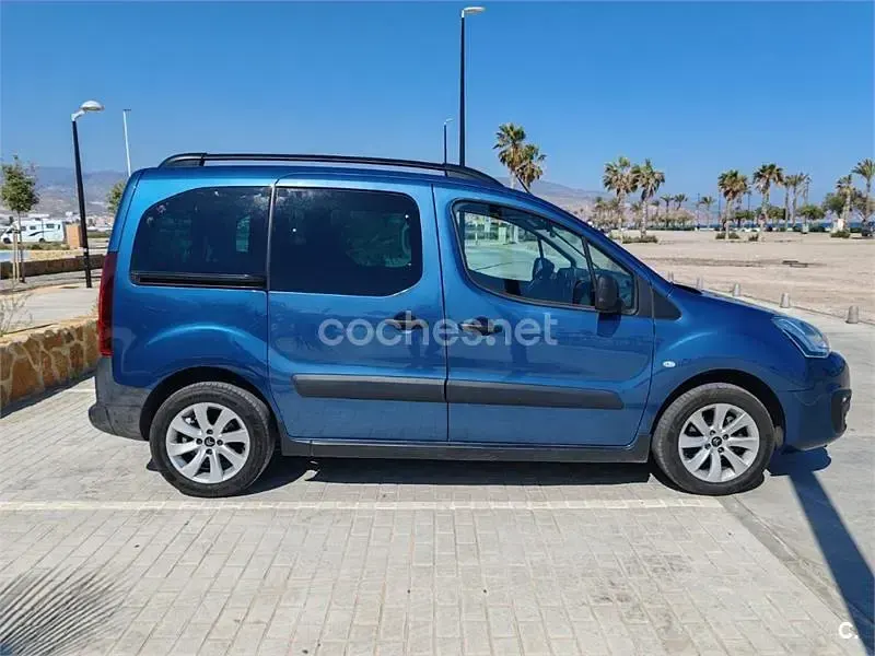Usado Citroën Berlingo 102 CV (75 kW) 2018 Azul Monovolumen