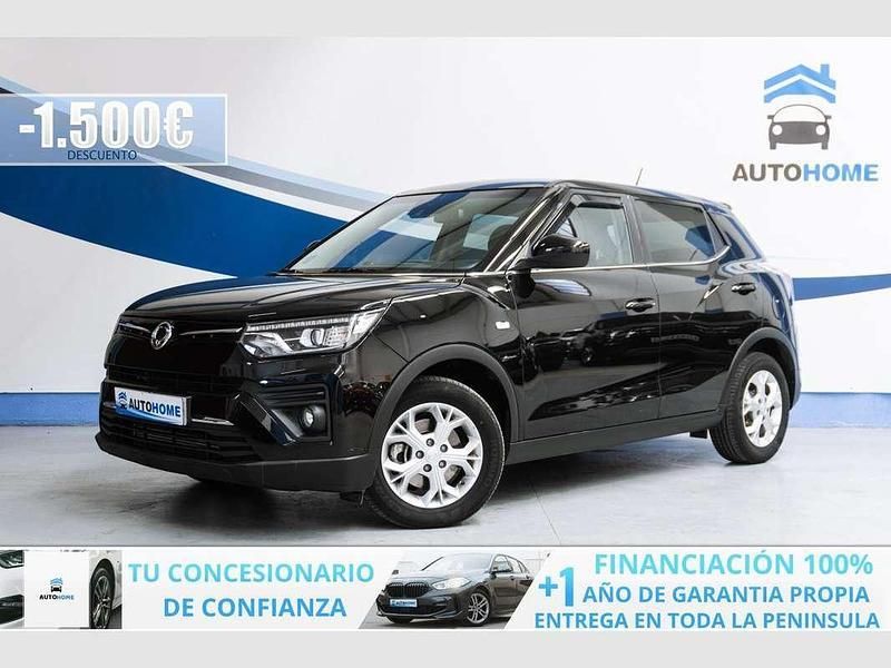 Negro Usado 2023 Ssangyong Tivoli SUV | 13.250 € (Super precio) - Imagen 1/4