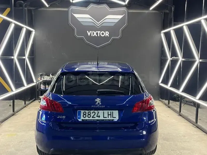 Usado Peugeot 308 130 CV (95 kW) 2020 Azul Berlina