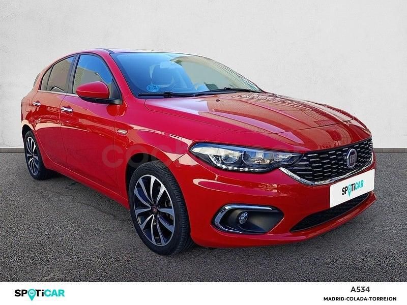 Usado Fiat Tipo Lounge 95 CV (69 kW) 2020 Rojo Berlina