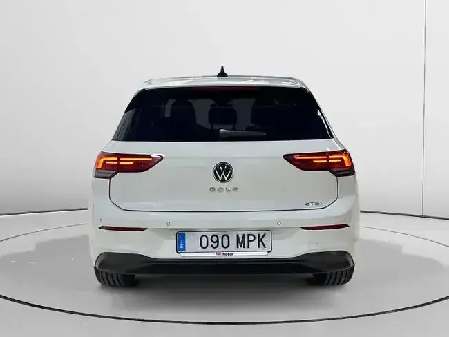 Usado VW Golf VIII Life 110 CV (80 kW) 2024 Blanco Berlina