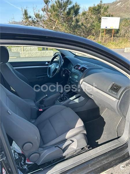 Usado VW Golf IV Sportline 140 CV (102 kW) 2006 Negro Berlina