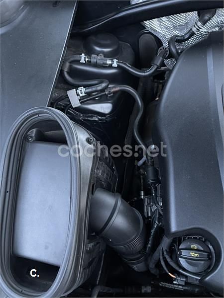 Gris / plata Usado 2017 Porsche Macan SUV | 37.000 € (Precio justo) - Imagen 1/4