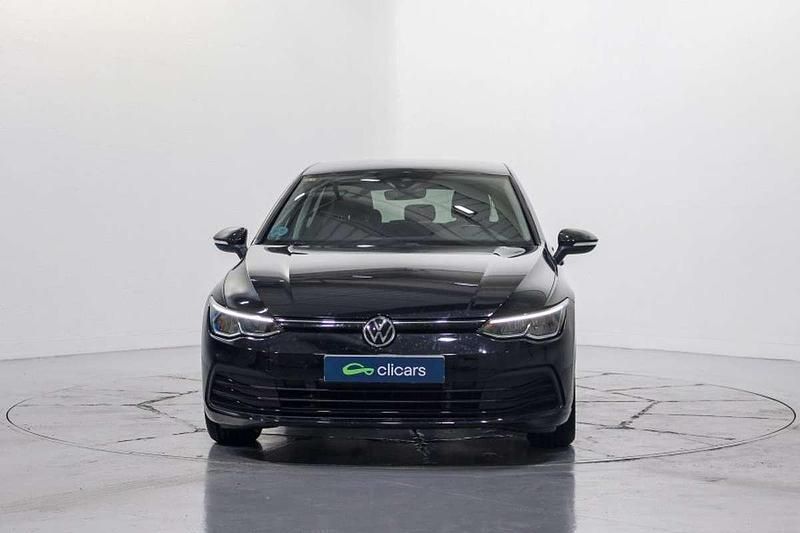 Usado VW Golf VII Life 150 CV (110 kW) 2021 Negro Utilitario