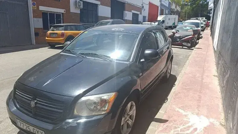 Usado Dodge Caliber SE 156 CV (114 kW) 2010 Negro Utilitario