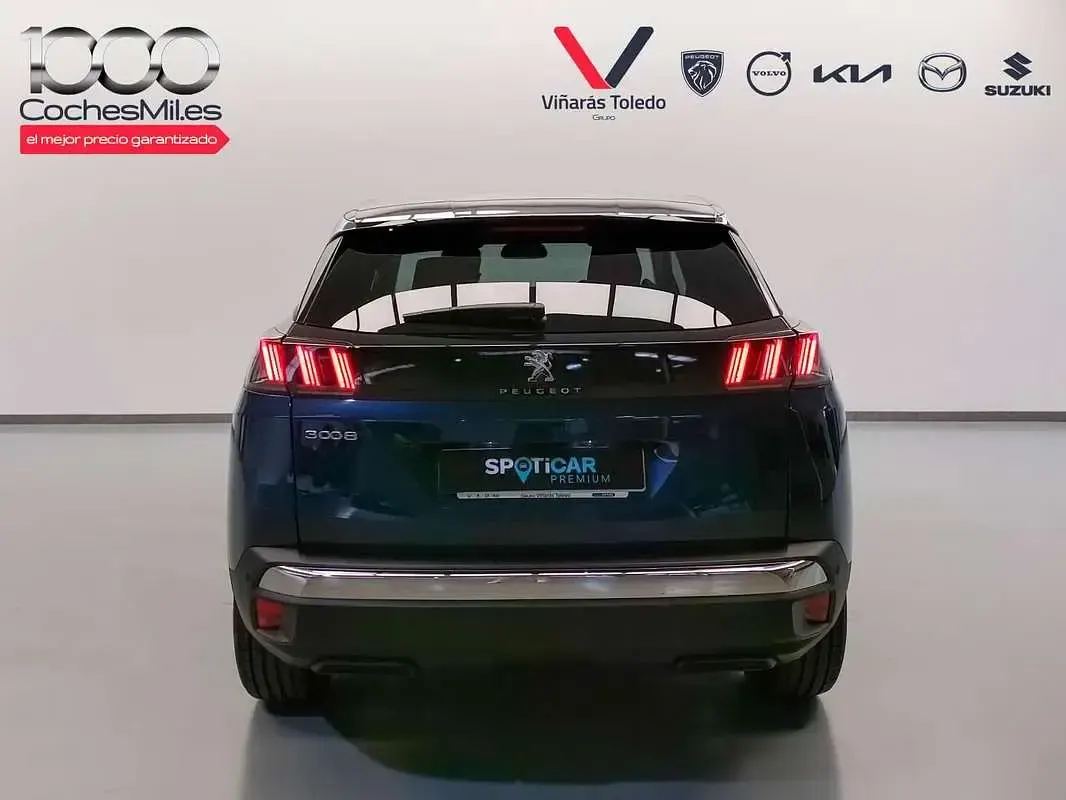 Usado Peugeot 3008 Allure 131 CV (96 kW) 2023 Azul SUV