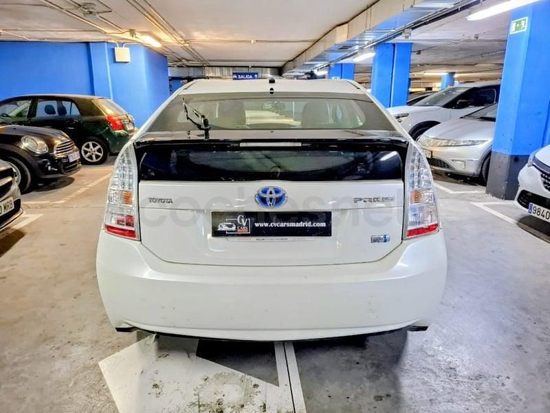 Usado Toyota Prius Advance 136 CV (100 kW) 2010 Blanco Utilitario