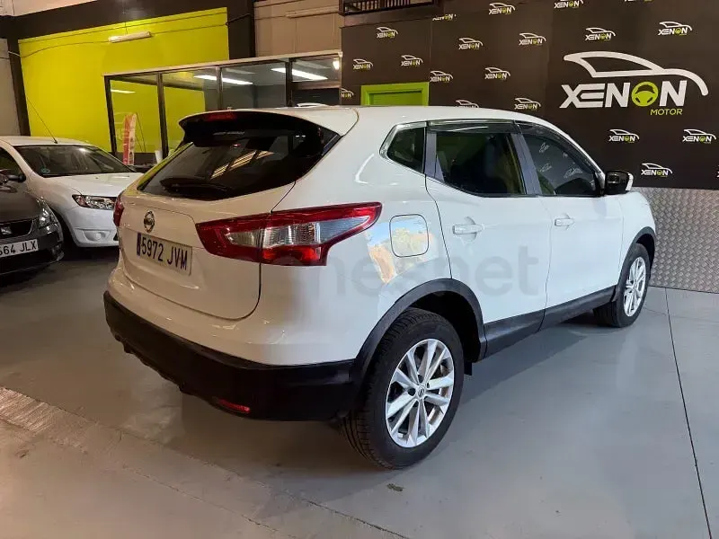 Usado Nissan Qashqai Acenta 115 CV (84 kW) 2017 Blanco SUV