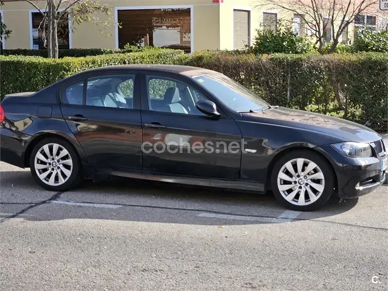 Usado BMW 320 150 CV (110 kW) 2005 Negro Berlina