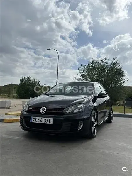 Usado VW Golf VI GTI 210 CV (154 kW) 2010 Negro Utilitario