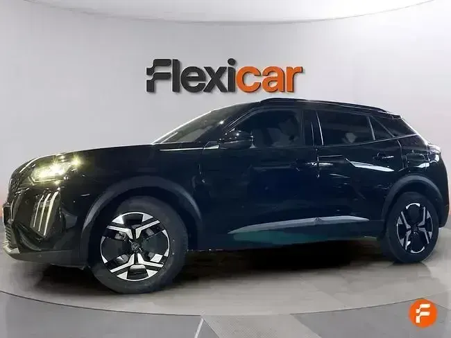 Usado Peugeot 2008 Allure 130 CV (95 kW) 2024 Negro SUV