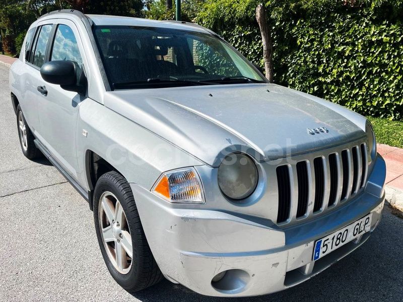 Gris Usado 2009 Jeep Compass Sport SUV | 4995 € (Precio justo) - Imagen 1/4
