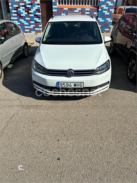 Blanco Usado 2016 VW Touran Sportline Monovolumen | 13.900 € (Buen precio) - Imagen 1/4