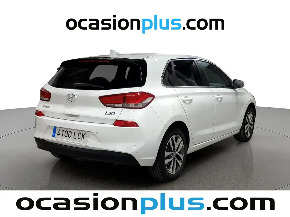 Usado Hyundai i30 120 CV (88 kW) 2019 Blanco Utilitario