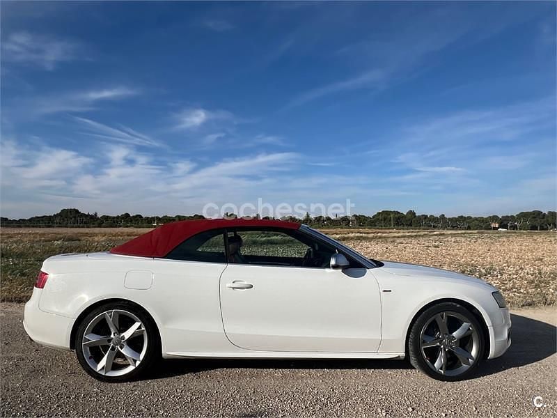 Blanco Usado 2010 Audi A5 Cabriolet S-Line Descapotable | 17.700 € (Caro) - Imagen 1/4